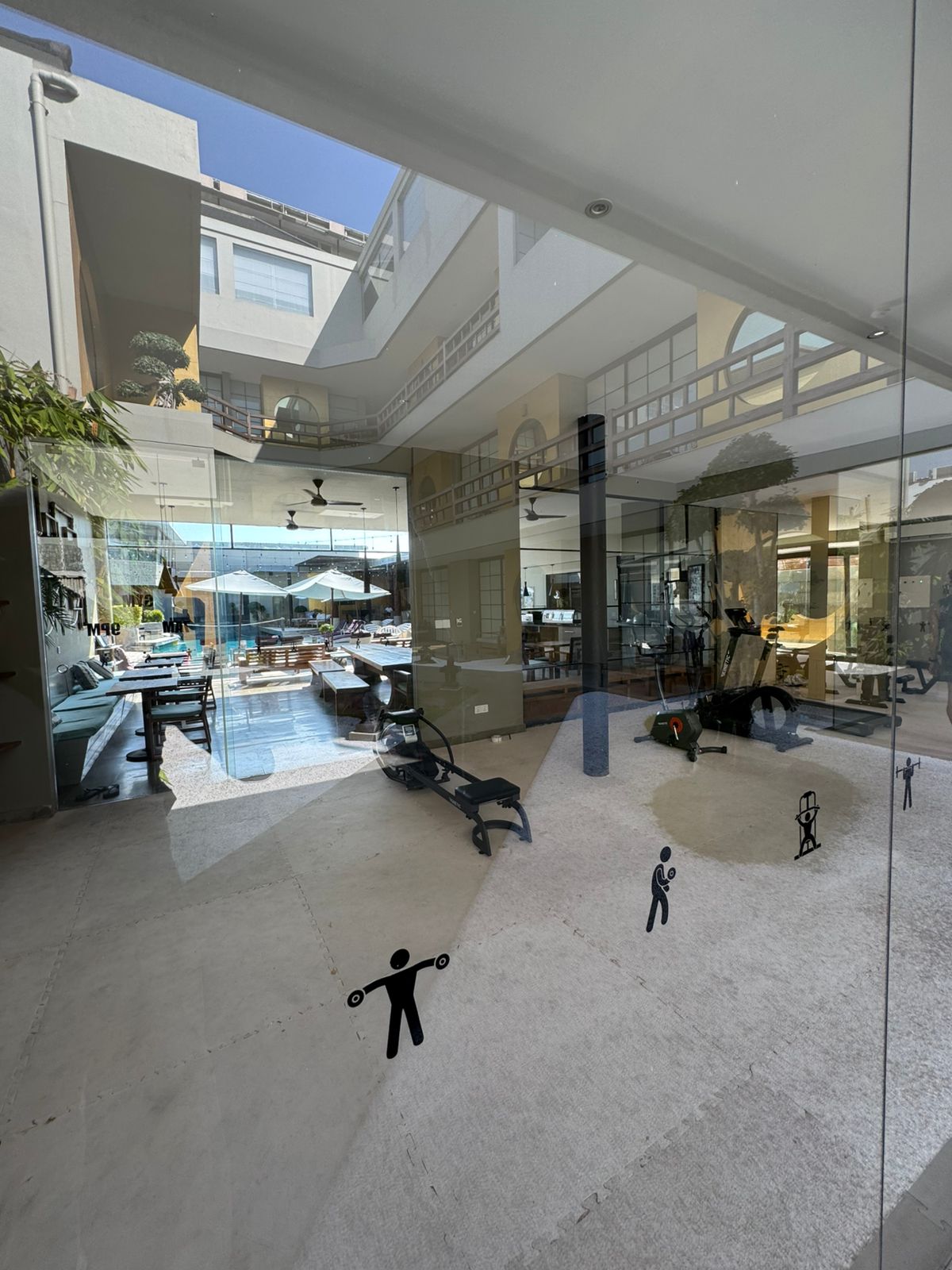 Studio Apartment in Exclusive Male-Only Resort Available Leasehold (7)