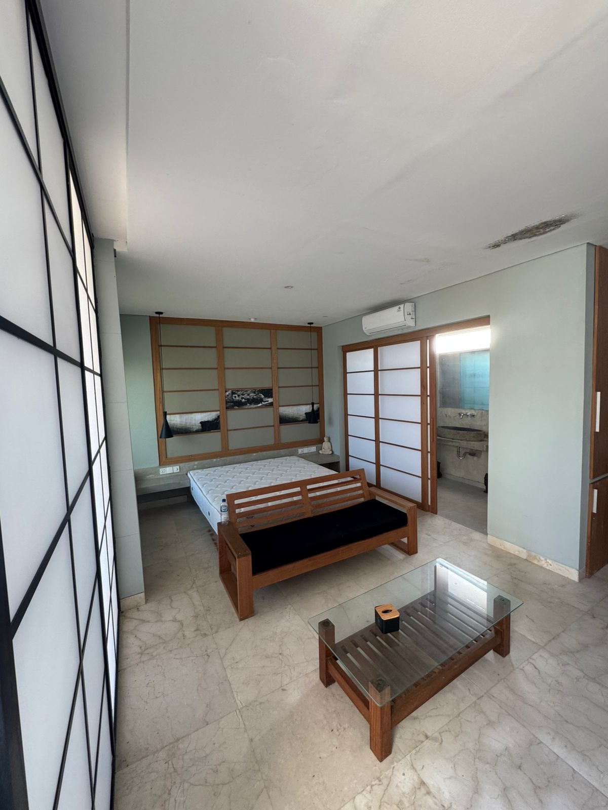 Studio Apartment in Exclusive Male-Only Resort Available Leasehold (8)