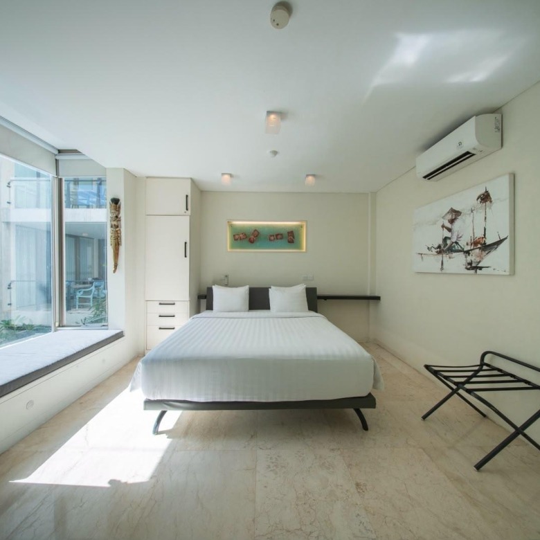 Quiet Coastal Luxury at Double Six: Fully Serviced 2‑Bed Resort Apartment with Garden Terrace